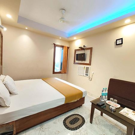 Goroomgo Park View Puri - Spacious And Decorated Room - Best Hotel In Пури Екстериор снимка
