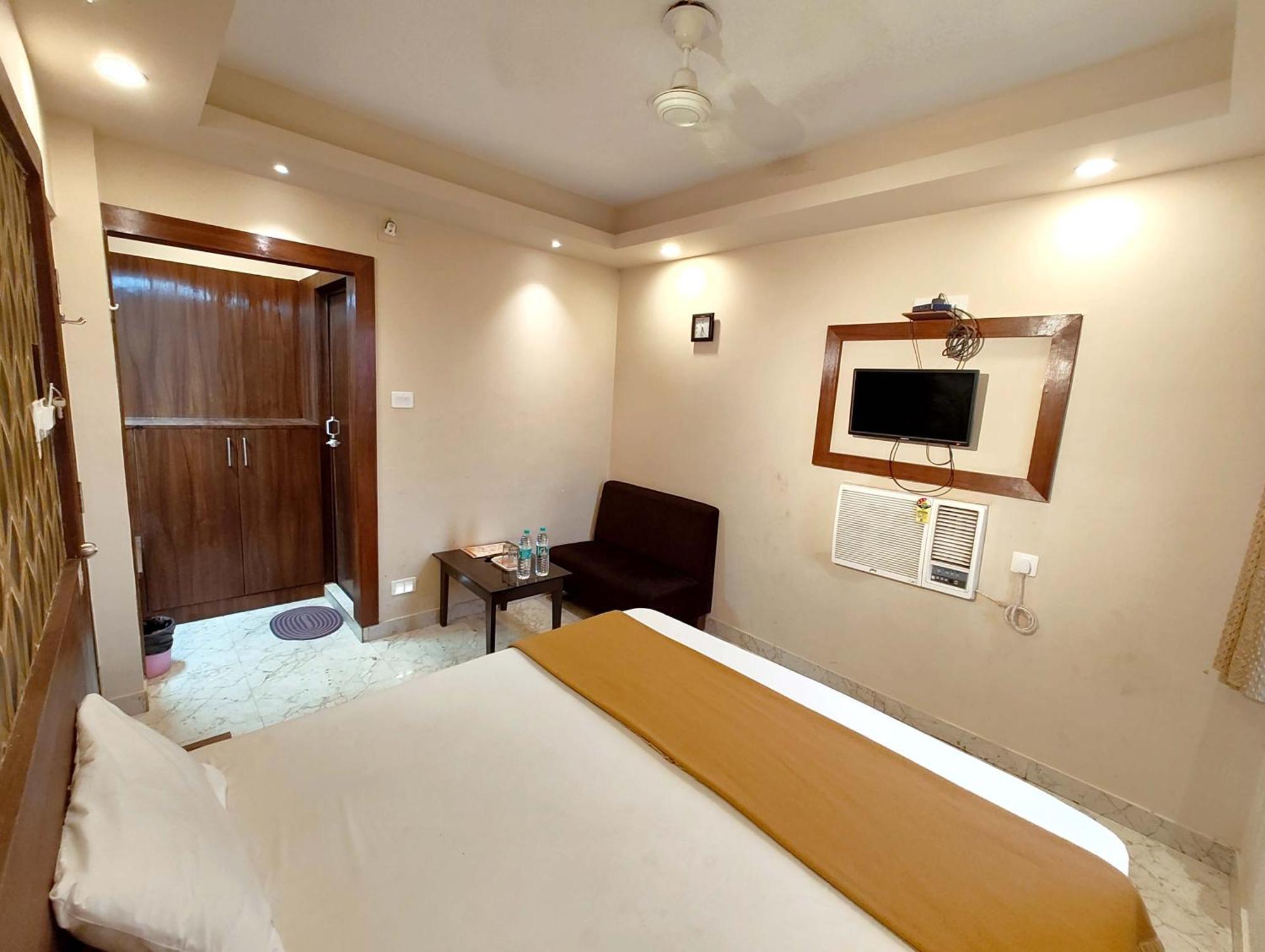 Goroomgo Park View Puri - Spacious And Decorated Room - Best Hotel In Пури Екстериор снимка