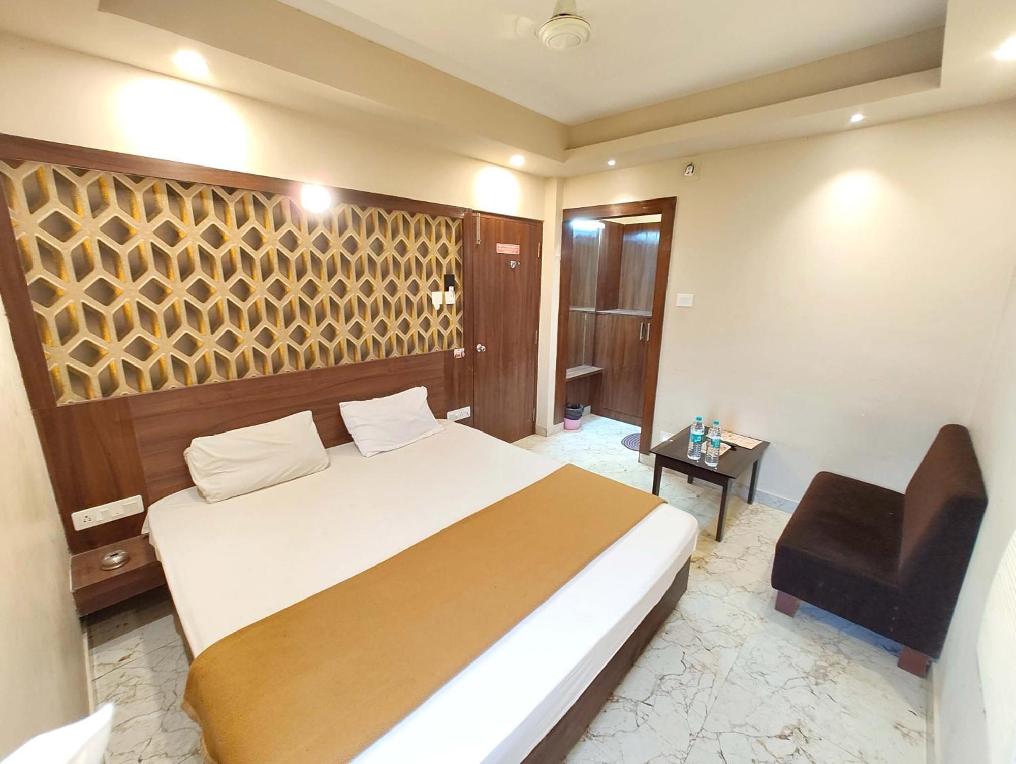 Goroomgo Park View Puri - Spacious And Decorated Room - Best Hotel In Пури Екстериор снимка